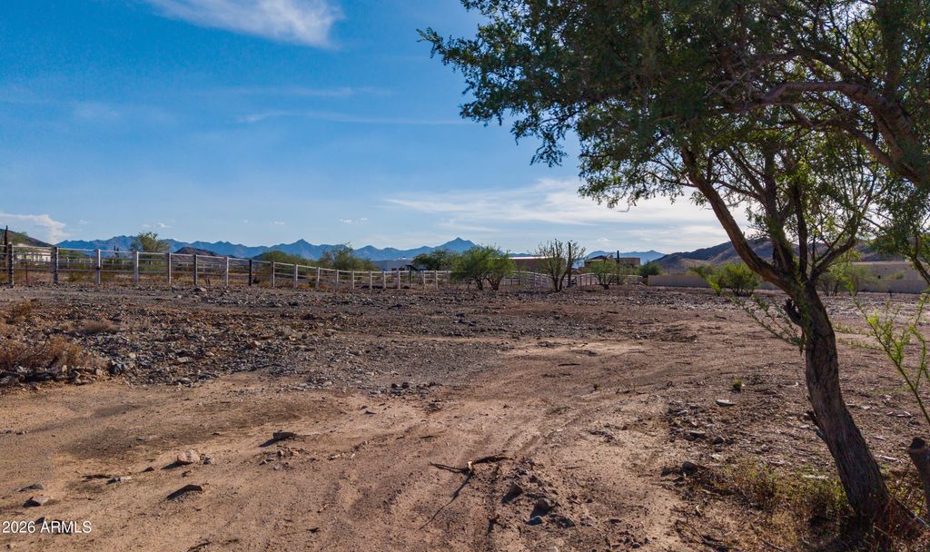 10615 S 33RD Drive -, Laveen, AZ 85339 — photo 3