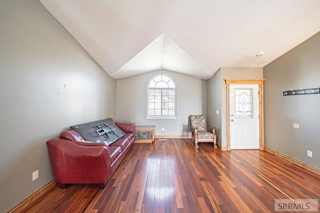 1232 Charlynn Way, Blackfoot, ID 83221