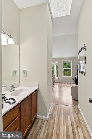5927 DUNGENESS LN, Alexandria, VA 22315