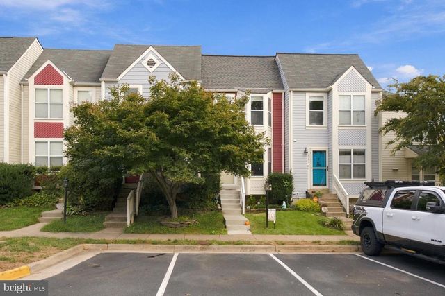 5927 DUNGENESS LN, Alexandria, VA 22315