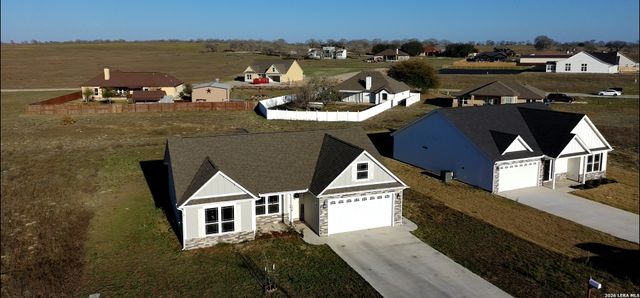 136 Turnberry, La Vernia, TX 78121