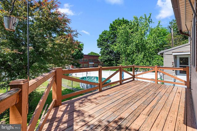 204 E INDEPENDENCE ST, Orwigsburg, PA 17961