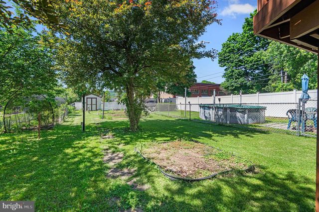 204 E INDEPENDENCE ST, Orwigsburg, PA 17961