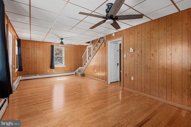 204 E INDEPENDENCE ST, Orwigsburg, PA 17961