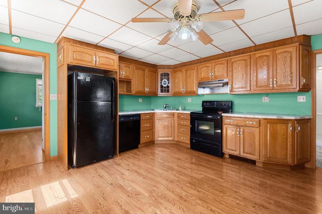 204 E INDEPENDENCE ST, Orwigsburg, PA 17961