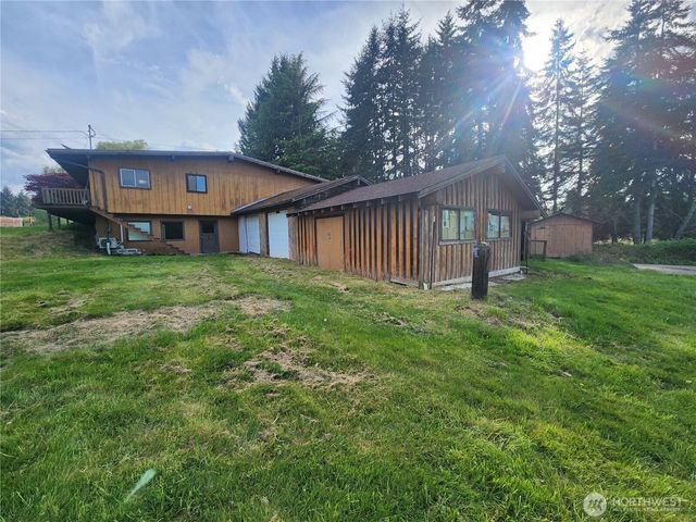 663 Whiskey Creek Beach Road, Port Angeles, WA 98363
