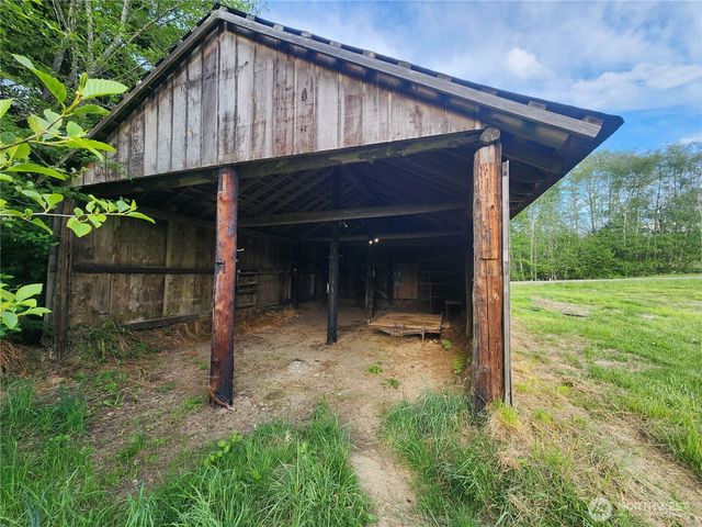 663 Whiskey Creek Beach Road, Port Angeles, WA 98363