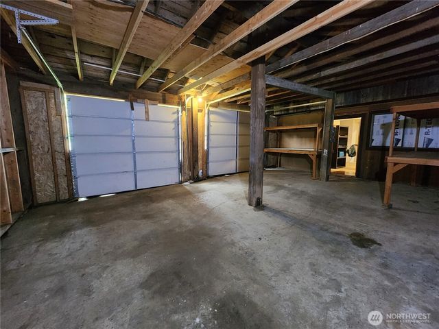 663 Whiskey Creek Beach Road, Port Angeles, WA 98363