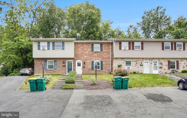 80 QUEEN AVE, Enola, PA 17025