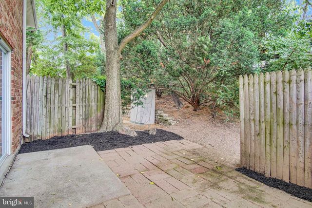 80 QUEEN AVE, Enola, PA 17025