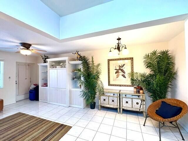 12 Windsor A 12, West Palm Beach, FL 33417