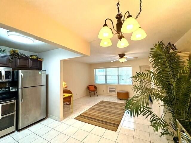 12 Windsor A 12, West Palm Beach, FL 33417