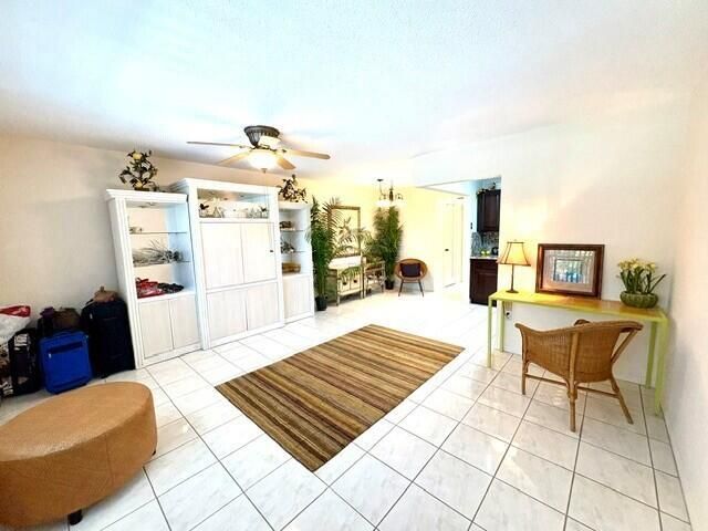12 Windsor A 12, West Palm Beach, FL 33417