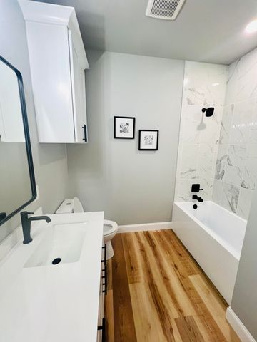 31 Circle Drive, Monkey Island, OK 74331