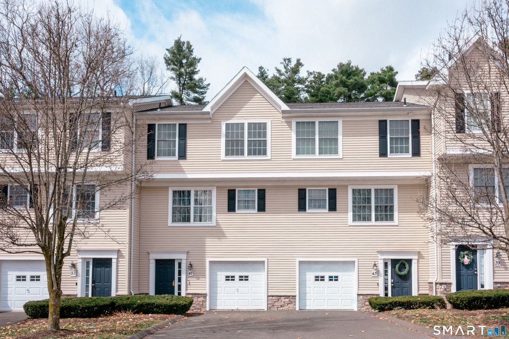 47 Nolan Circle 47, Manchester, CT 06042