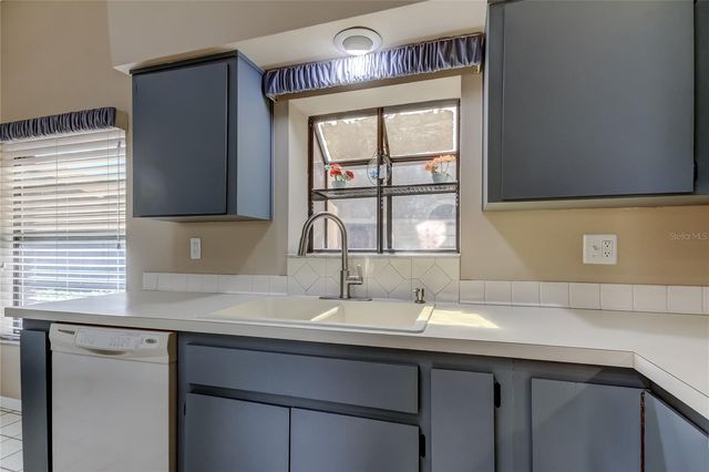 3020 WINDMOOR DRIVE, Palm Harbor, FL 34685