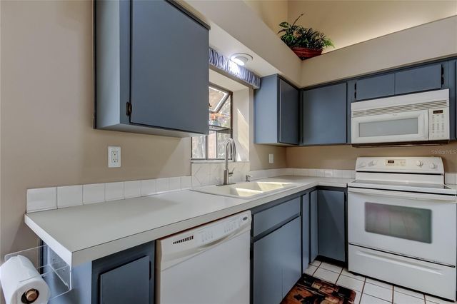 3020 WINDMOOR DRIVE, Palm Harbor, FL 34685