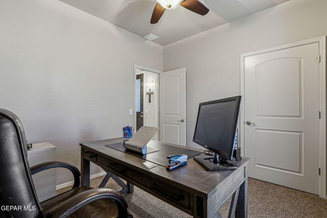 1621 ROCK DOVE Lane, El Paso, TX 79911