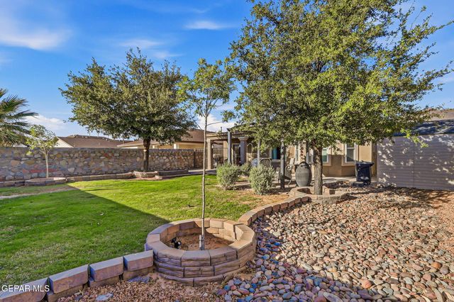 1621 ROCK DOVE Lane, El Paso, TX 79911