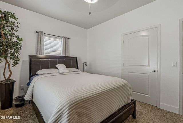 1621 ROCK DOVE Lane, El Paso, TX 79911