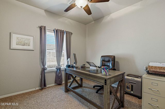 1621 ROCK DOVE Lane, El Paso, TX 79911