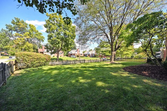 1433 Teakwood Avenue, Cincinnati, OH 45224