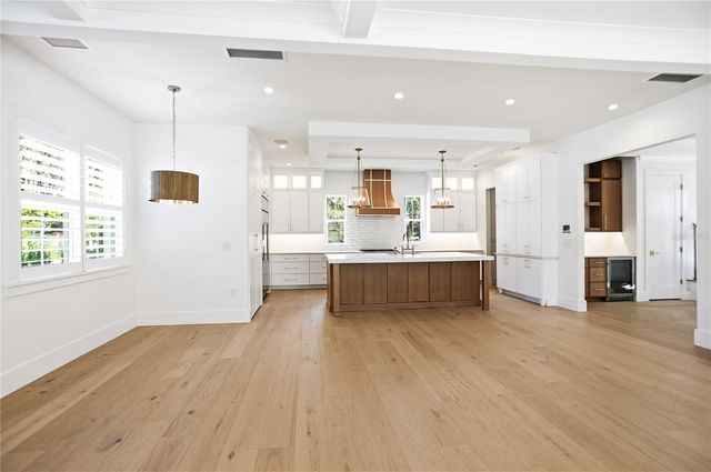 9 E NEWELL STREET, Winter Garden, FL 34787