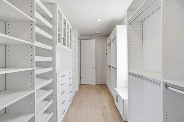 9 E NEWELL STREET, Winter Garden, FL 34787