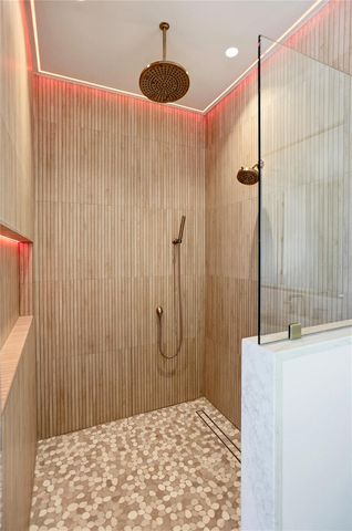 9 E NEWELL STREET, Winter Garden, FL 34787