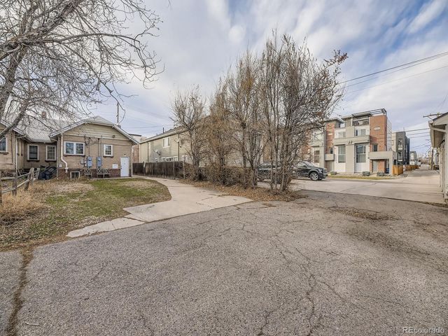 1636 Irving Street, Denver, CO 80204
