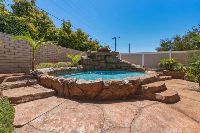 1640 Lucas Lane, Redlands, CA 92374