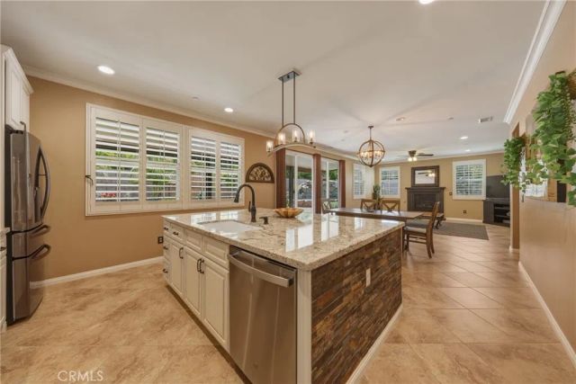 1640 Lucas Lane, Redlands, CA 92374