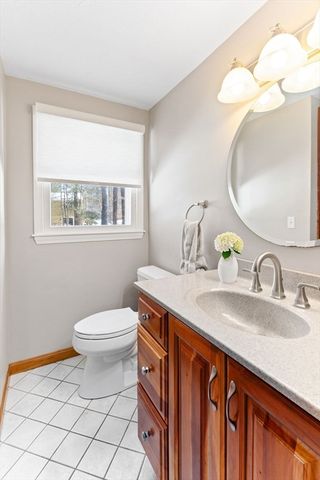 32 Olde Farm Road, Easton, MA 02375