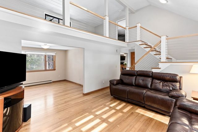 32 Olde Farm Road, Easton, MA 02375