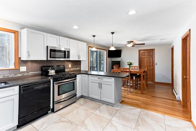 32 Olde Farm Road, Easton, MA 02375