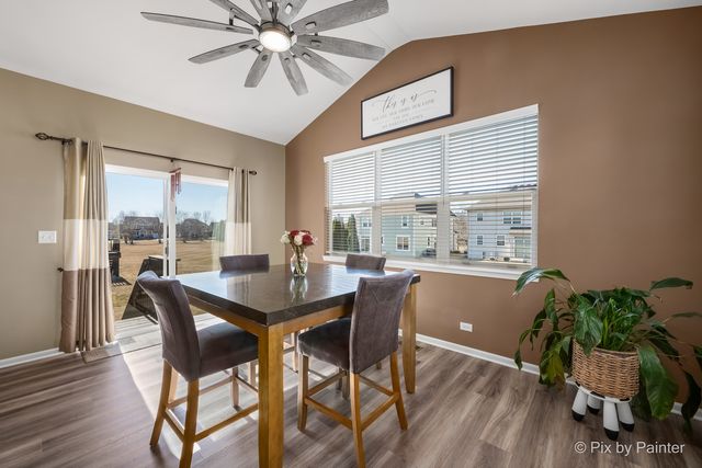 748 Cashmere Lane, Elgin, IL 60124