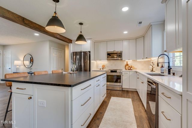 1032 Mitchell Road, Kingsport, TN 37663