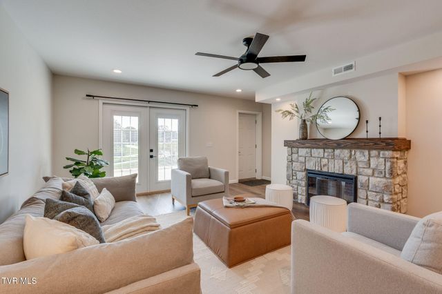 1032 Mitchell Road, Kingsport, TN 37663