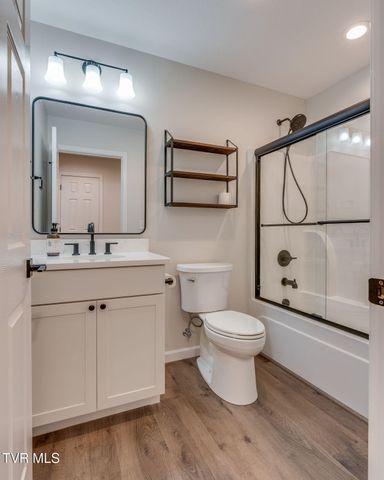 1032 Mitchell Road, Kingsport, TN 37663