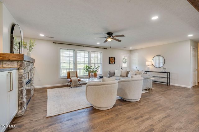 1032 Mitchell Road, Kingsport, TN 37663