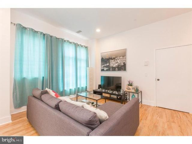 1234 N 30TH ST, Philadelphia, PA 19121