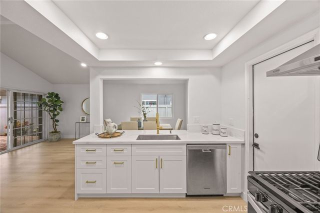 14892 Braeburn, Tustin, CA 92780