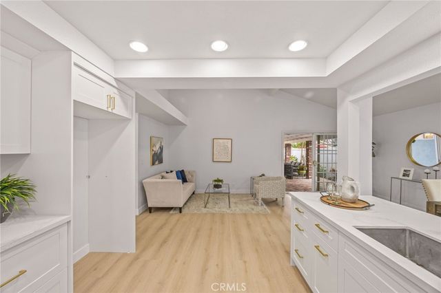 14892 Braeburn, Tustin, CA 92780