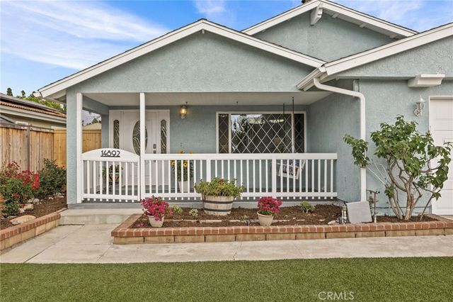 14892 Braeburn, Tustin, CA 92780