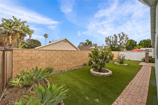 14892 Braeburn, Tustin, CA 92780