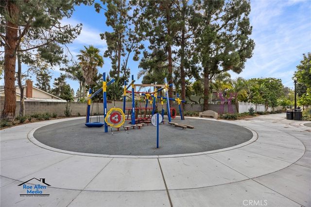 14892 Braeburn, Tustin, CA 92780