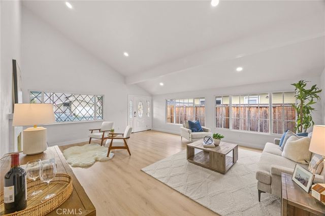 14892 Braeburn, Tustin, CA 92780
