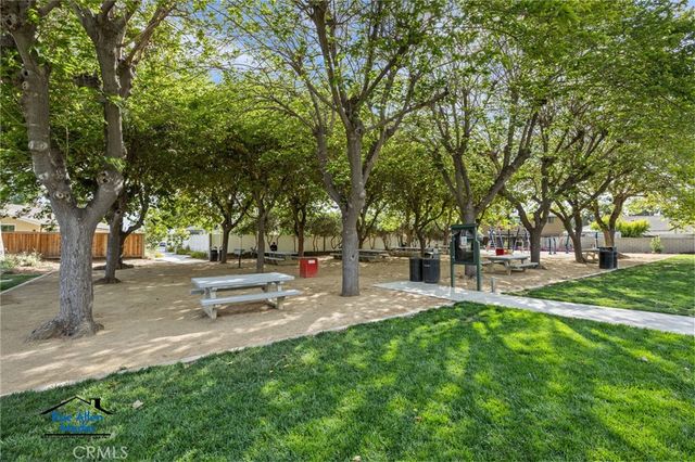 14892 Braeburn, Tustin, CA 92780