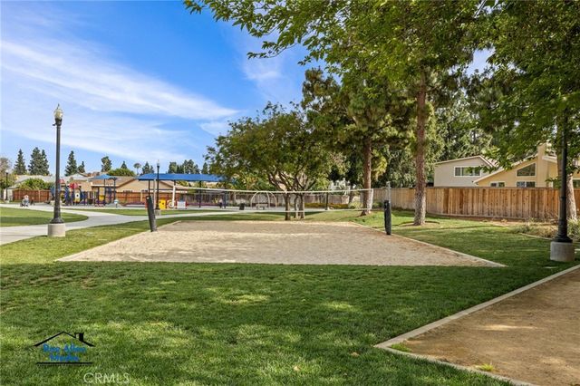 14892 Braeburn, Tustin, CA 92780
