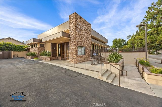 14892 Braeburn, Tustin, CA 92780